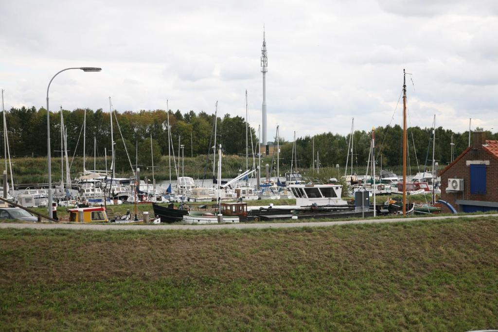 Hotel Restaurant Zeeland Tholen Szoba fotó